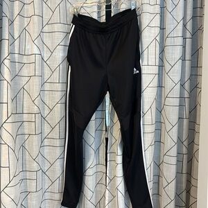 Men’s Adidas soccer trainers sz M